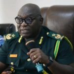E/R: Immigration Service to smoke out illegal immigrants from the system