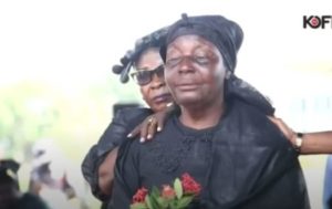 VIDEO: How Nana Ampadu’s wife wept profusely