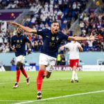French President applauds national team for reaching World Cup finals