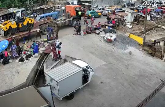 Watch CCTV footage of the Bogoso timber truck accident