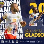 Gladson Awako extends Hearts of Oak contract