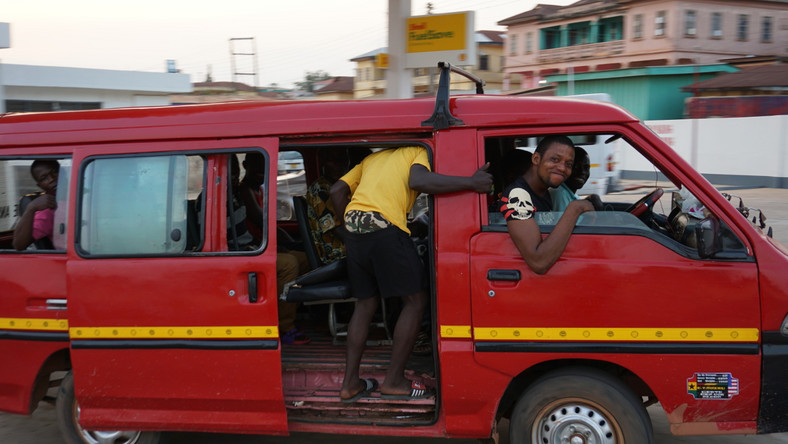 Trotro driver and his mate drag, brutally beat up Police officer