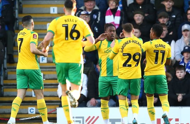 Brandon Thomas-Asante scores twice in 3-3 draw against Chesterfield in FA Cup