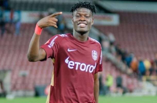 Emmanuel Yeboah's transfer move to Slavia Prague falls through