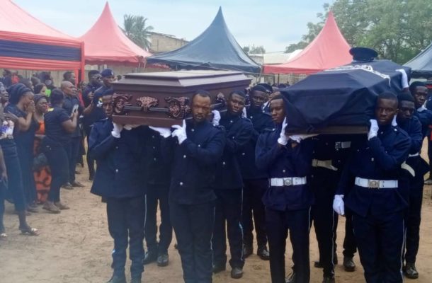 A/R: Tears flow as Police officer who died in fire with family laid to rest (Photos)