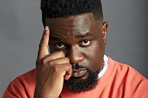 Sarkodie sounds warning with Kyiri Abosom's words
