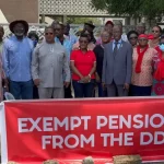 Pensioner bondholders picketing at Finance Ministry to be in Parliament today