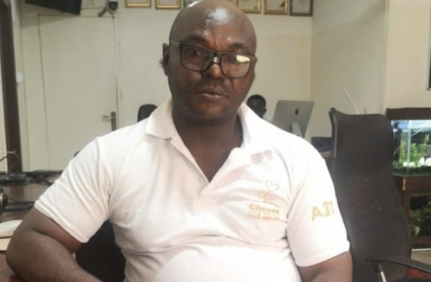 Radio presenter recounts stealing church money to buy heroin, cocaine