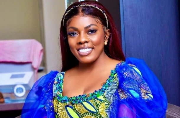 'I always feel safe around perfect gentleman Partey' - Nana Aba Anamoah replies Twitter troll