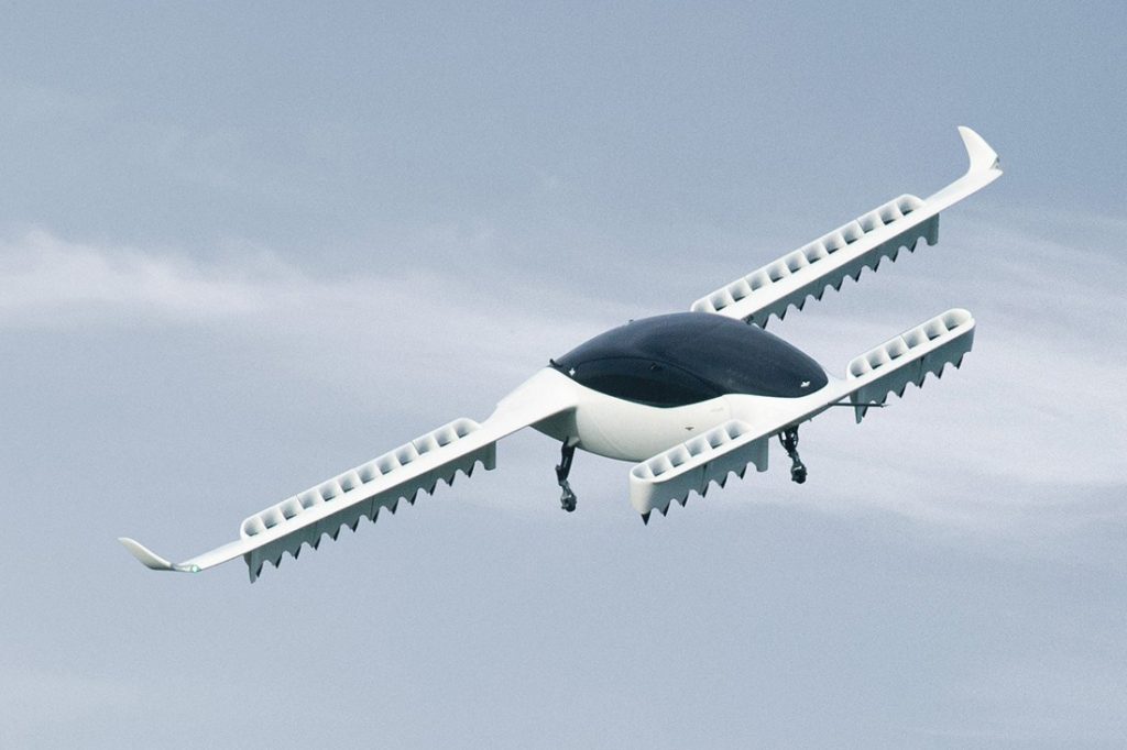 The Lilium Jet: A Leap Into the Future of Aviation with the World's First Passenger eVTOL Aircraft