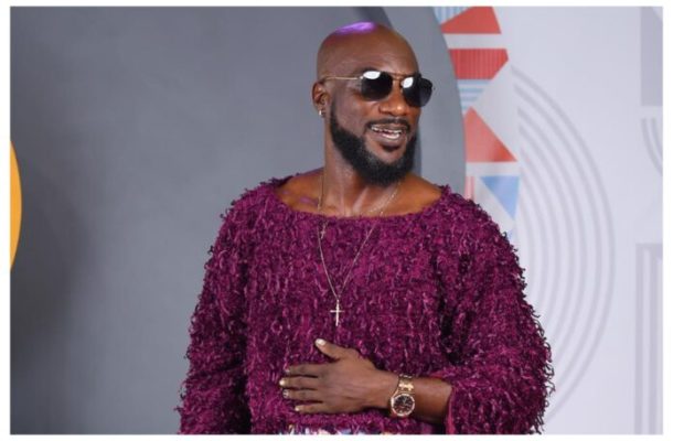 Stop associating my fashion with being gay – Kwabena Kwabena warns
