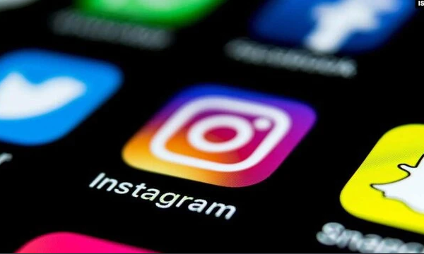 Wall Street Journal: Instagram connects pedophiles