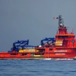 Migrant boat carrying 200 people missing off Canary Islands