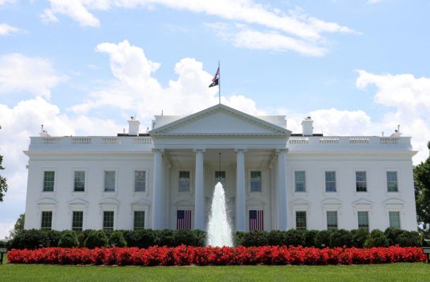 Cocaine found in White House sparks brief evacuation