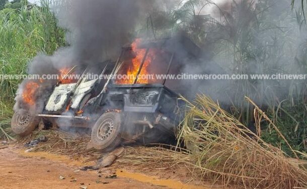 Hohoe: Residents clash with police in Godenu; 3 feared dead, police vehicle set ablaze