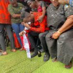 Akwaboa Jnr breaks down as he lays father to rest