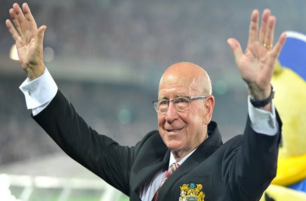 Sir Bobby Charlton: England World Cup winner and Manchester United legend dies