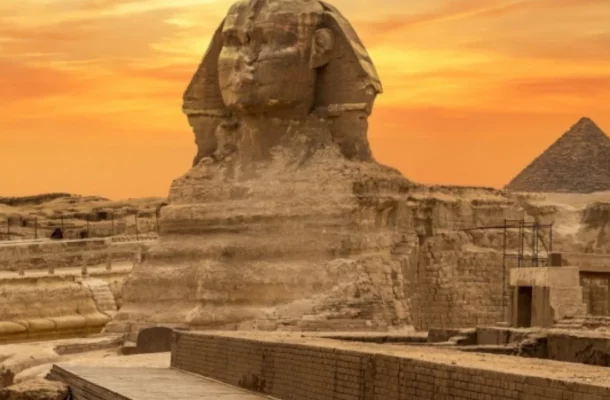 Decoding History: Unraveling the Enigma of the Sphinx of Giza's Origins