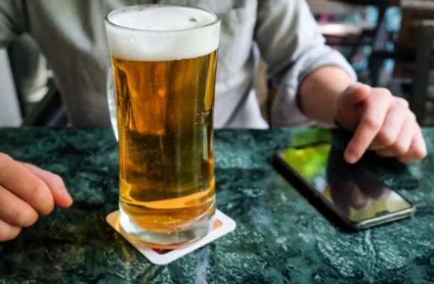 Revolutionary App Detects Sobriety Levels: Your Phone Knows When You're Too Drunk