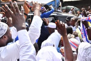 Video: Watch how Aboabo 'Zongo' gave Dr. Bawumia affectionate reception