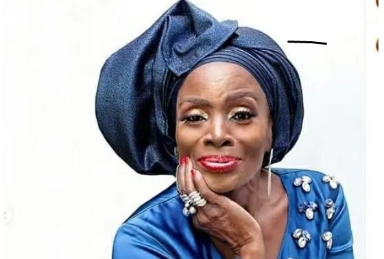 African women wearing wigs have low self-esteem – Actress