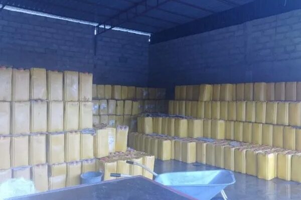 Over 10,000 gallons of smuggled cooking oil seized [Photos]