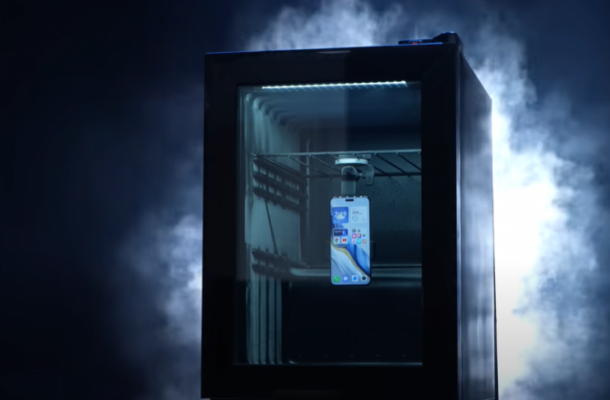 HONOR Magic6 Pro Endures Extreme Cold: Vlogger's Refrigerator Test Reveals Surprising Results