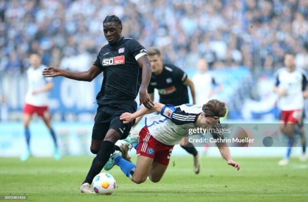 Maxwell Gyamfi's sending-off overshadows VfL Osnabruck's triumph over Hamburger SV