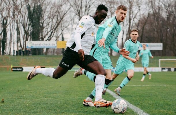 Raphael Assibey-Mensah scores in FC Bocholt’s dominant win