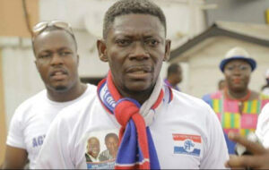 Agya Koo booed while campaigning for NPP parliamentary candidate in Ejisu