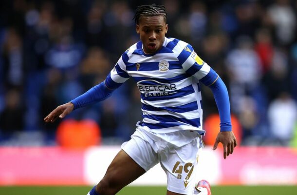 Reading in contract extension talks with Ghanaian defender Kelvin Abrefa