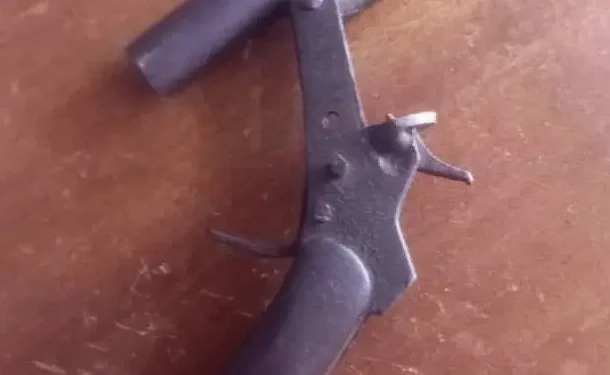 Kumasi: OKESS student arrested with pistol during dormitory search