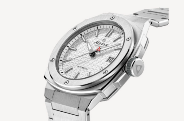 Alpina Unveils Alpiner Extreme Titanium Watch with 200m Water Resistance