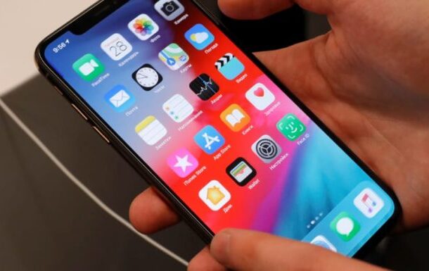 Why Leaving Your Phone in These Places Could Harm Your Health, Experts Warn