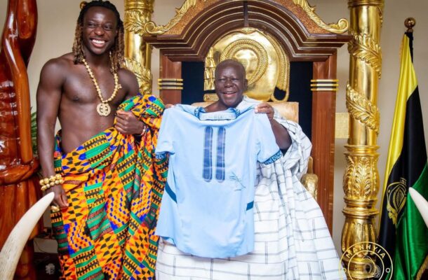 PHOTOS: Man City star Jeremy Doku visits Asantehene