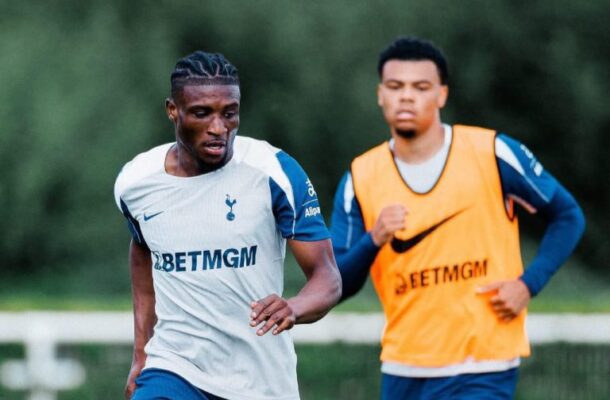 Mohammed Kudus trains with Tottenham Hotspur