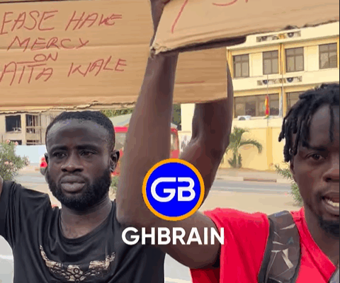VIDEO: Shatta Wale fans protest for his release at EOCO