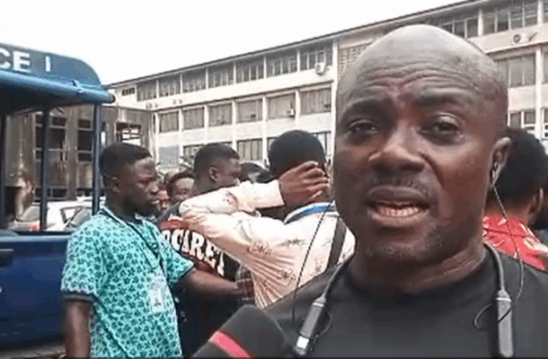 Family of murdered immigration officer warns of retaliation amid trial