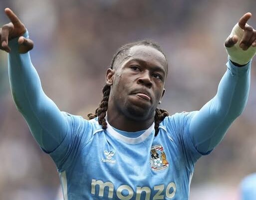 Brandon Thomas-Asante scores in Coventry City win over Birmingham