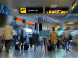 UK tightens immigration rules: migrants must meet higher English language standards by 2026