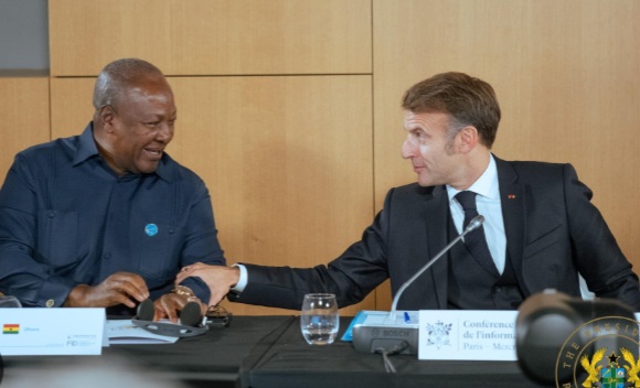 Mahama shows commitment to media freedom at Paris Peace Forum