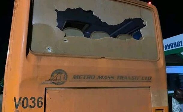 Armed robbery attack on metro mass transit bus kills one, injures three