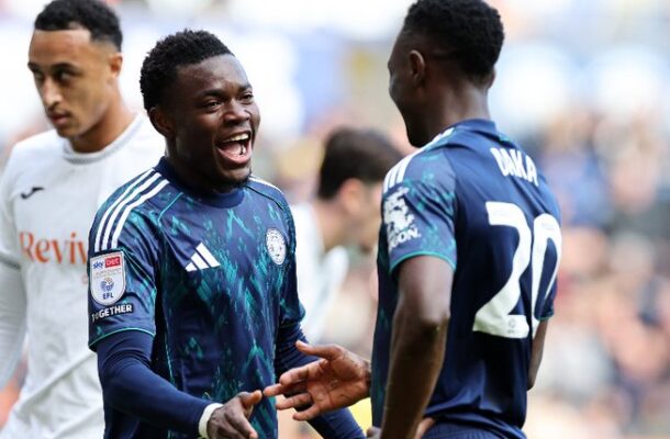 Fatawu Issahaku scores in Leicester's big win on the road at Swansea