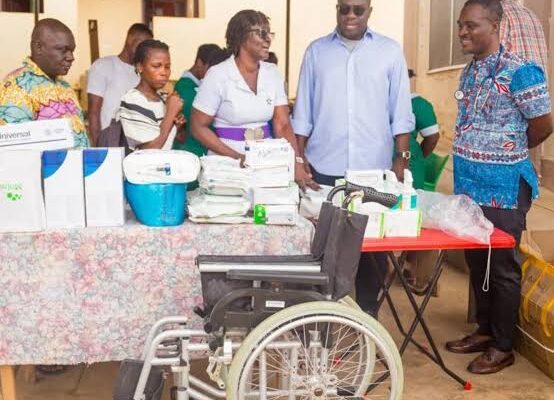 Sammi Awuku donates medical supplies to boost healthcare in Akuapem North