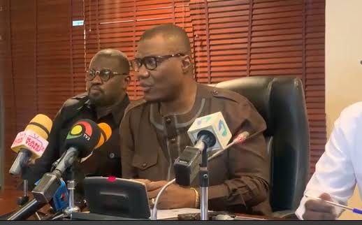 Minority slams gov't over propaganda on nurses’ arrears and financial clearance claims