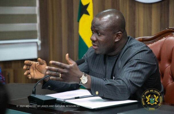 Mahama running bloated government with fat salaries — Jinapor