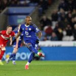Jordan Ayew scores as Leicester City draw with 10-man Middlesbrough