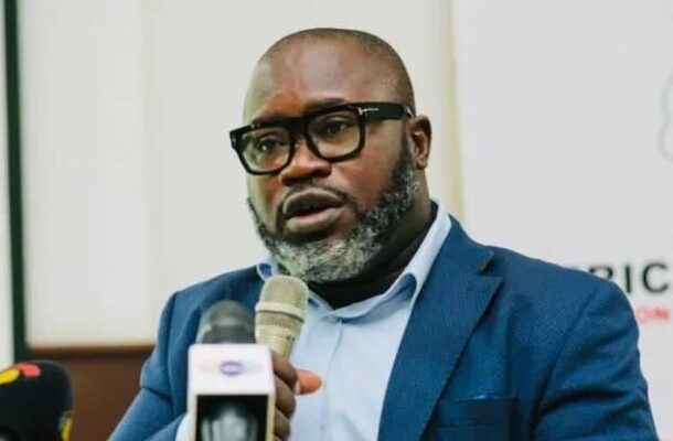 Eduwatch calls for mandatory one-year warranty on school desks