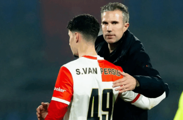 Van Persie insists Shaqueel’s debut was “as a coach, not a dad"