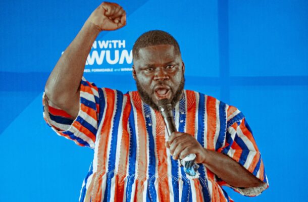 Bawumia frenzy sweeps through Eastern Region: Akwatia, Kade and Asene Manso Akroso latest to show love